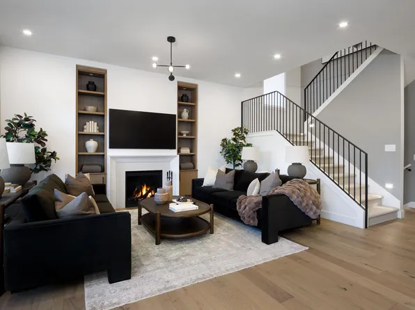 7469 197a St, Langley, BC V2Z 1K2