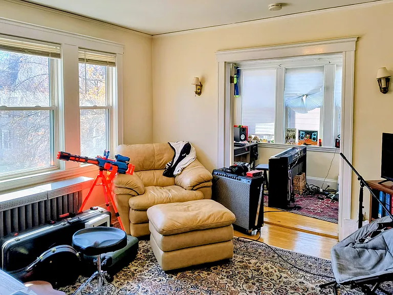 6 Mapleton St #1 — Photo 8