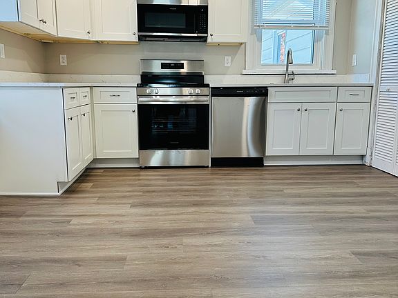 2nd image of 4000 Taylor Ave #2