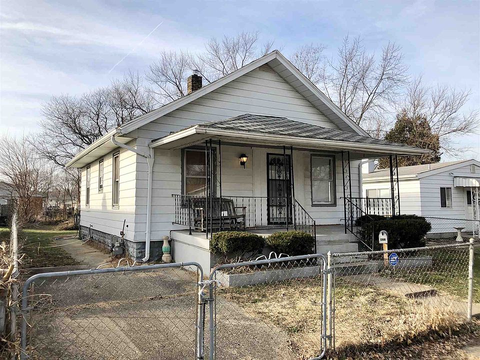 1st image of 927 Laurel St