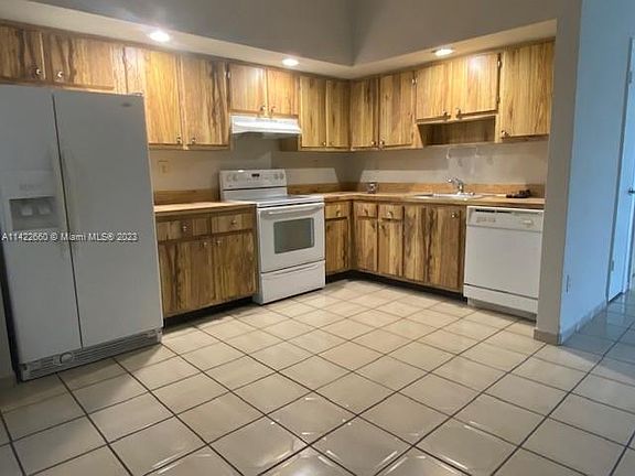 3rd image of 12006 SW 110th Street Cir N