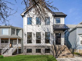 3906 N Oakley Ave, Chicago, IL 60618