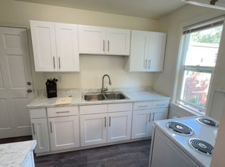 421 E Honeywell Ave, Hoopeston, IL 60942