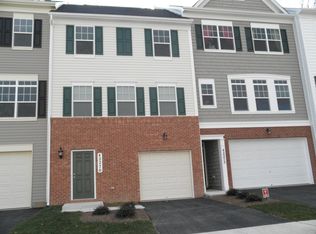 42270 Shoover Sq, Chantilly, VA 20152