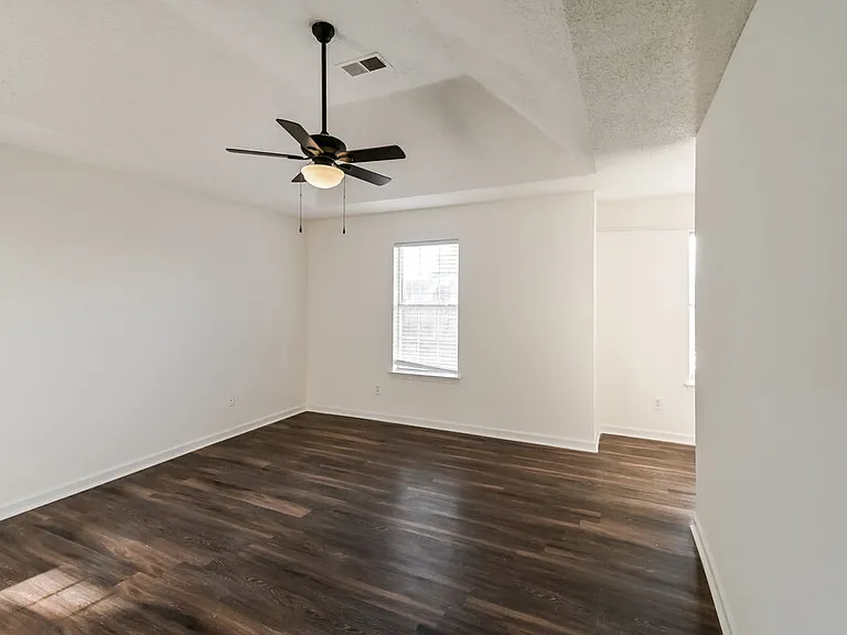 7159 Creekside Dr — Photo 9