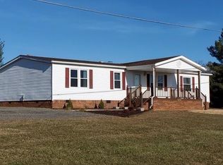 810 Beech Grove Ln, Galax, VA 24333