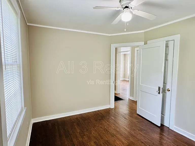 2023 Windsor Ave — Photo 16
