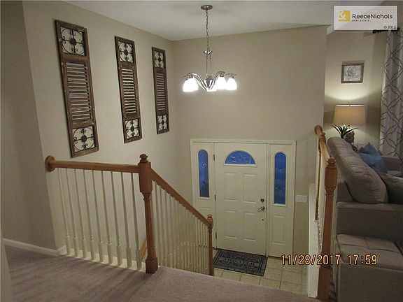 Welcoming and Inviting Foyer with Tiled Entry!