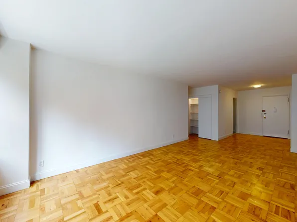 340 East 74th Street image 4 of 10