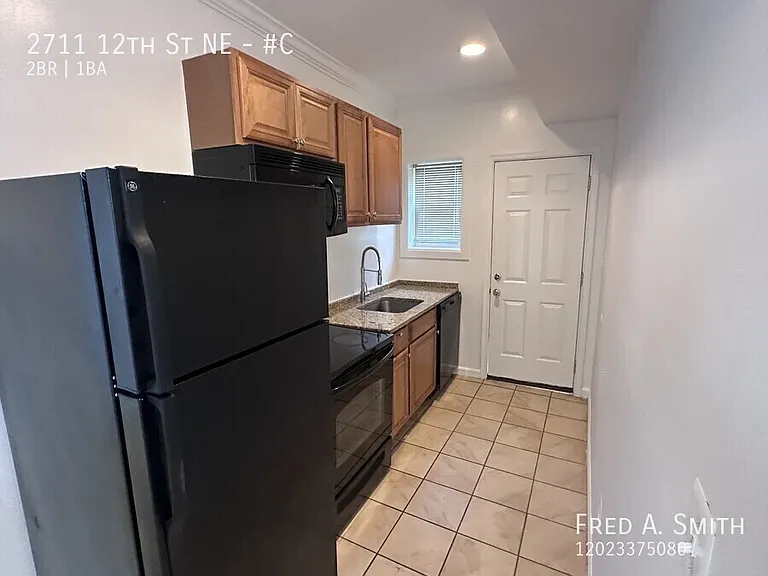 2711 12th St NE #C — Photo 7