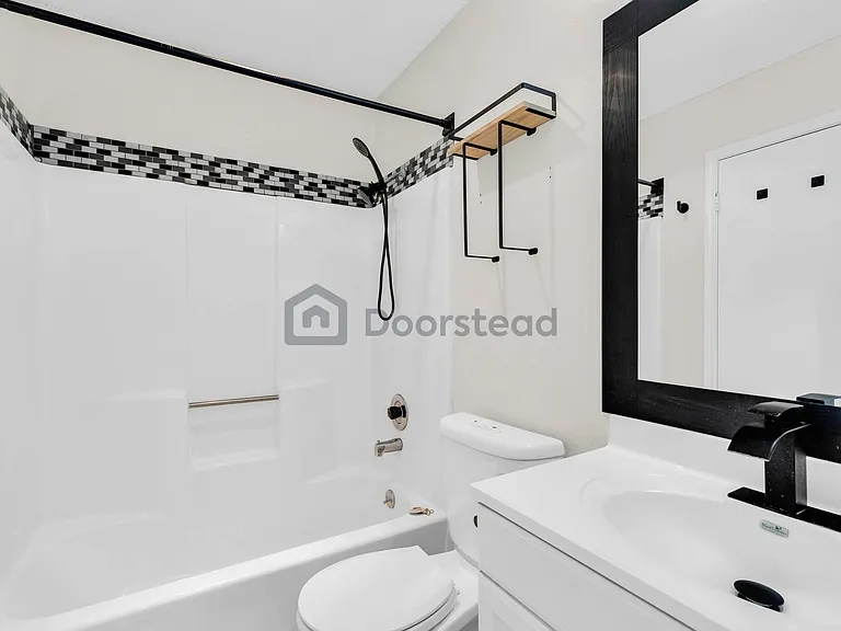 7407 Alverstone Way — Photo 14