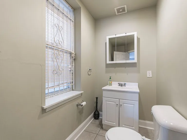 1512 W Montgomery Ave — Photo 8