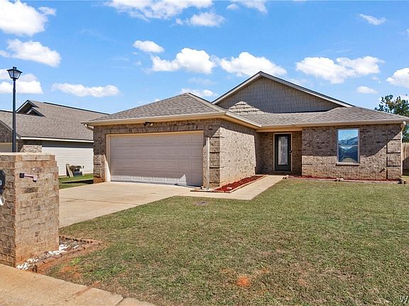 3rd image of 73 Azalea Ln