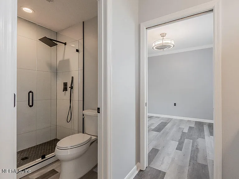 1770 Victoria Chase Ct — Photo 7