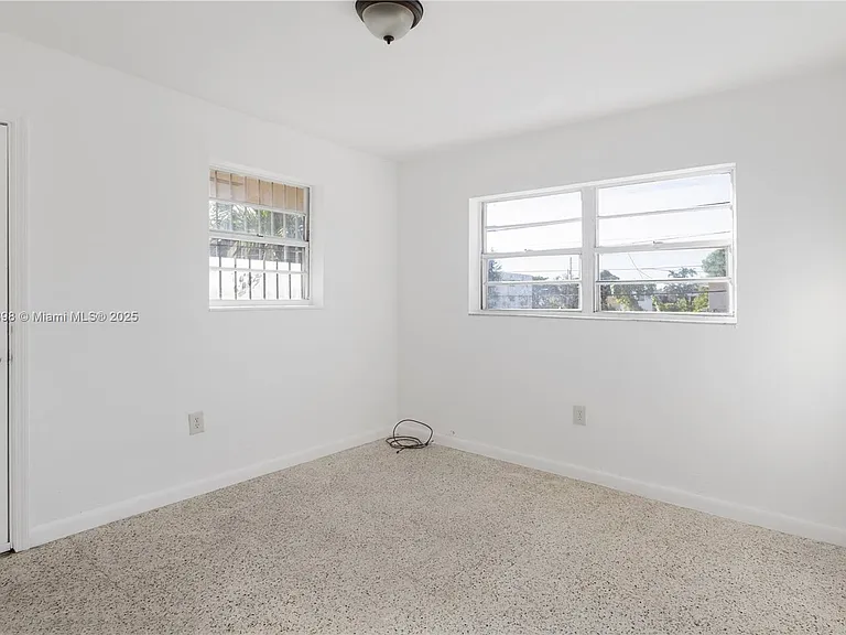 1251 NW 59th St #3 — Photo 12