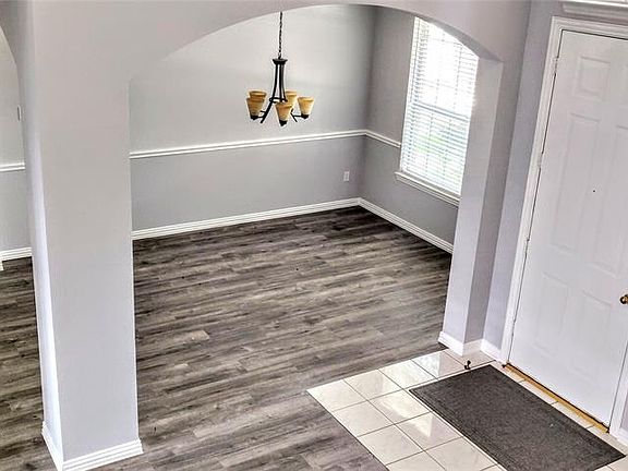3rd image of 1765 Angel Falls Dr