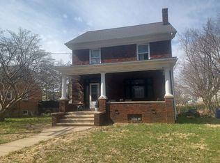 711 Greenway Ter, Reading, PA 19607