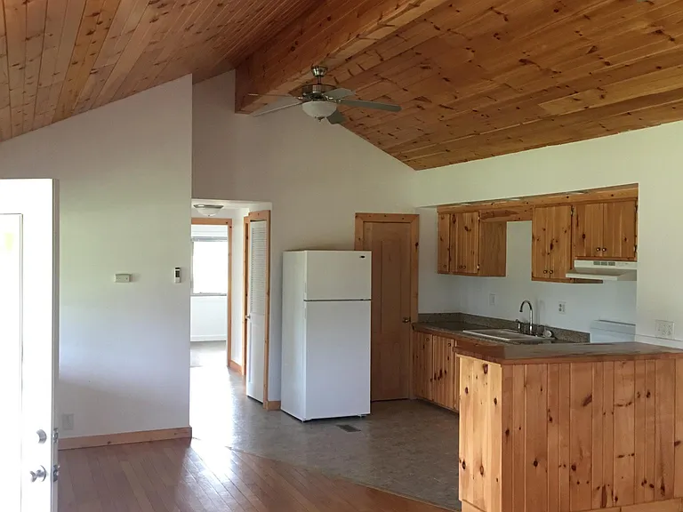 533 County Road 1600 N #11 — Photo 5
