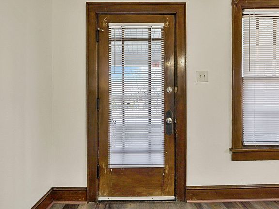 5th image of 862-864 Fairwood Ave