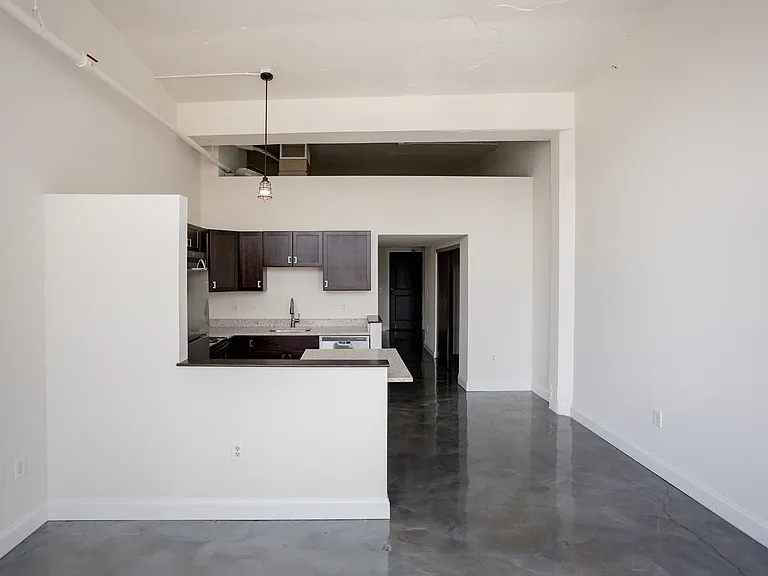 Garfield Lofts — Photo 13