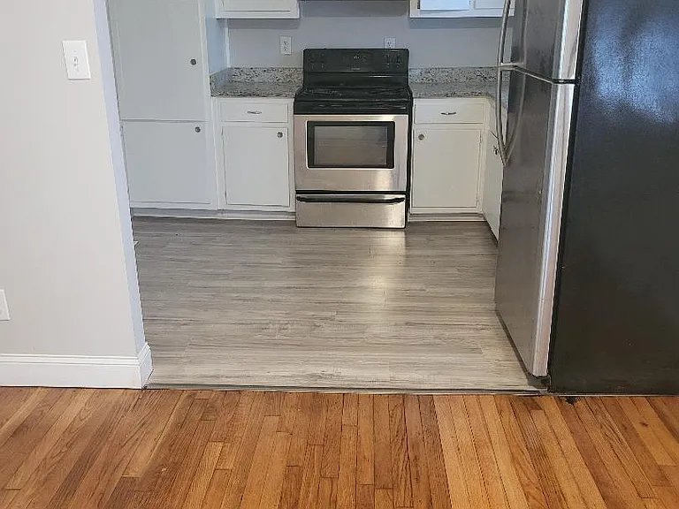 3236 Renault Rd SE — Photo 6