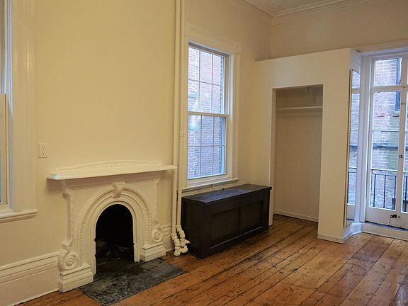 Living Area left