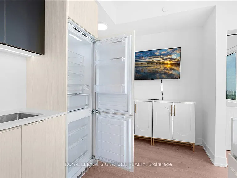 308 Jarvis St #2710 — Photo 11