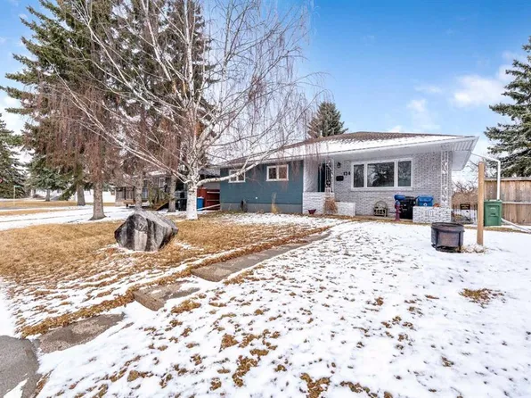 124 W Lynnwood Dr SE, Calgary, AB T2C 0S8