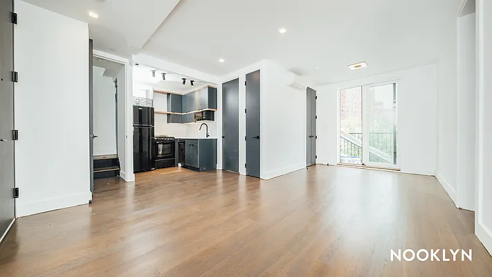 Rented by Nooklyn NYC LLC | media 40