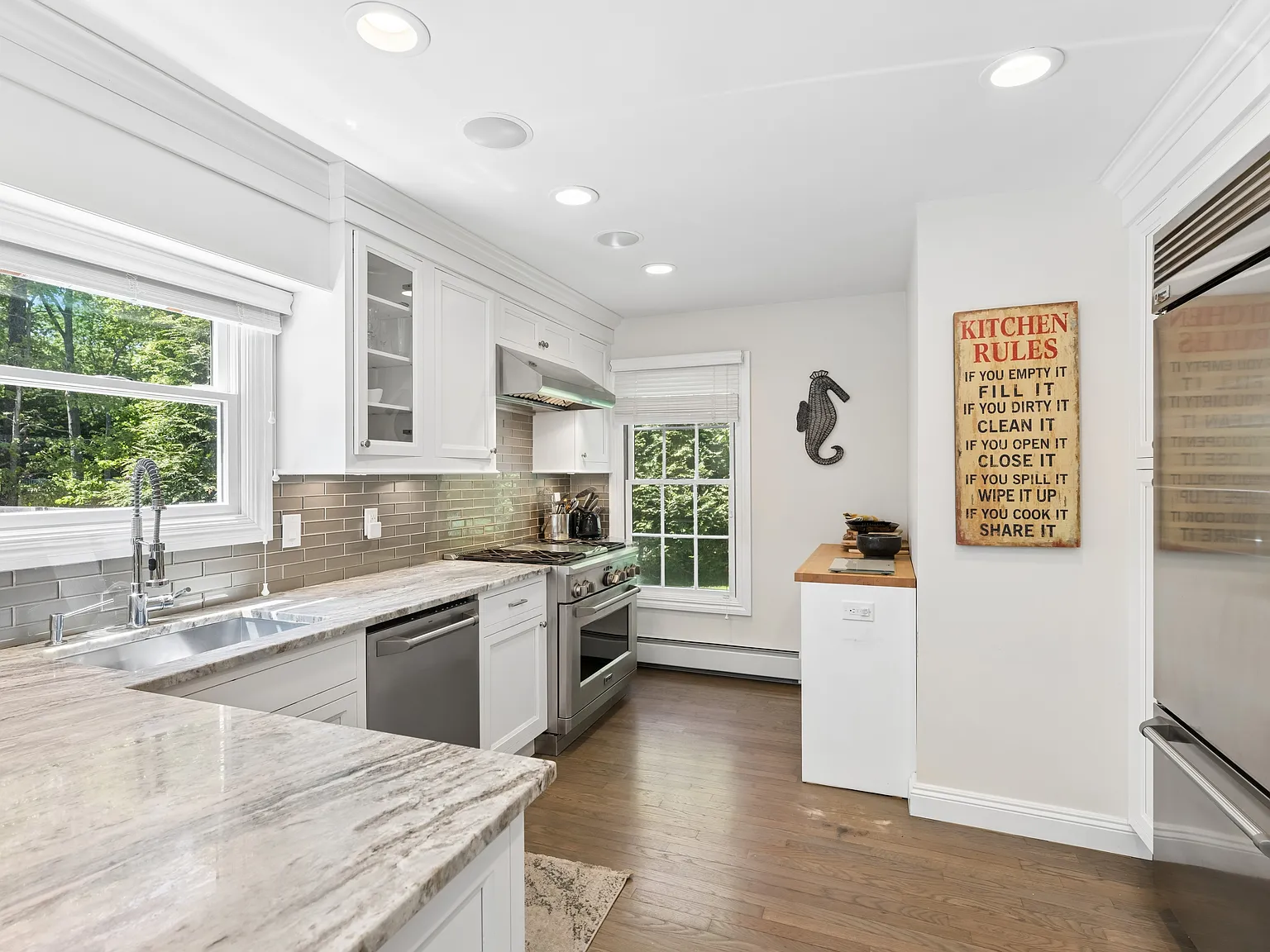 Wainscott South Charmer — Photo 4