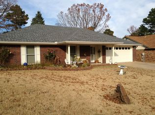 2402 Meadow Ln, Barling, AR 72923