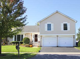 1200 Shoop Dr, Geneva, IL 60134