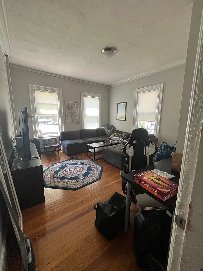 Huge 4 Bed in Brighton! — Photo 1