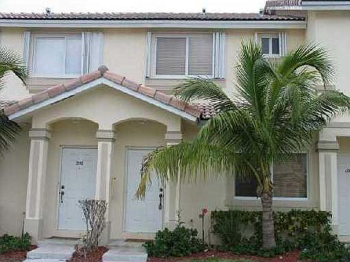 1st image of 2204 SE 25th Ave #2204