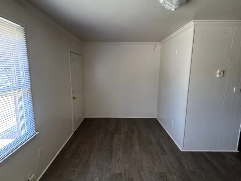 6016 Leo Dr — Photo 6