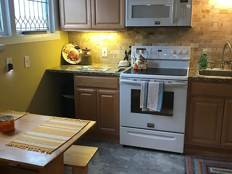 67 Oliver St #1 — Photo 5