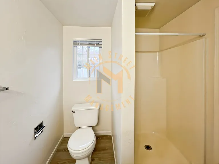 466 S Good Hope Rd — Photo 14