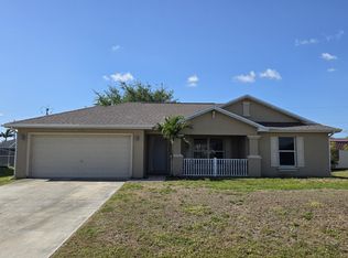 126 NE 11th Ln, Cape Coral, FL 33909