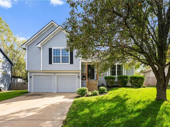 21205 W 125th Ter, Olathe, KS 66061