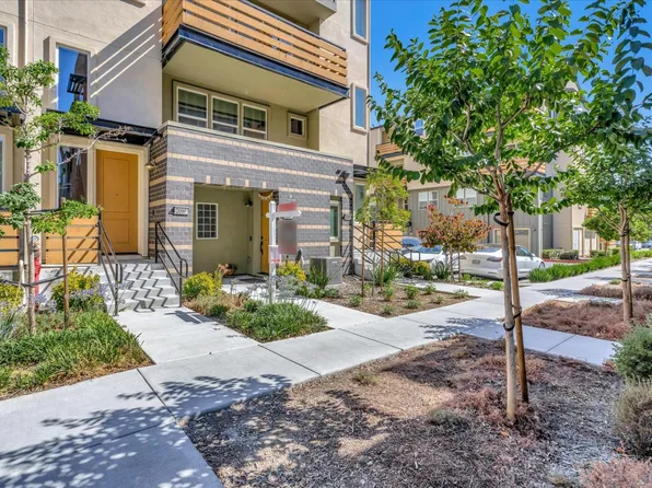 2090 Mahuron Cir, San Jose, CA 95133