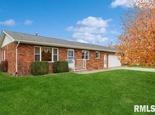 11114 Ridgewood Rd, Milan, IL 61264