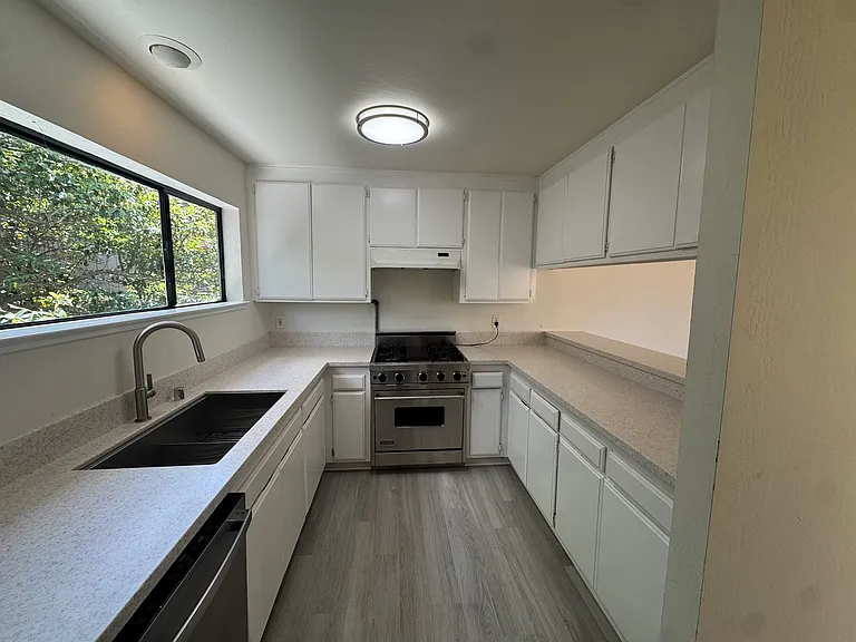 28 Arana Cir — Photo 6