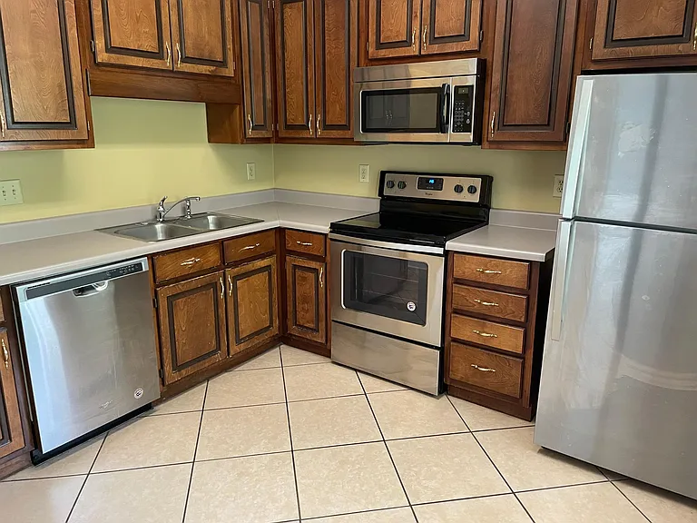 385 Old Epps Bridge Rd #14 — Photo 6