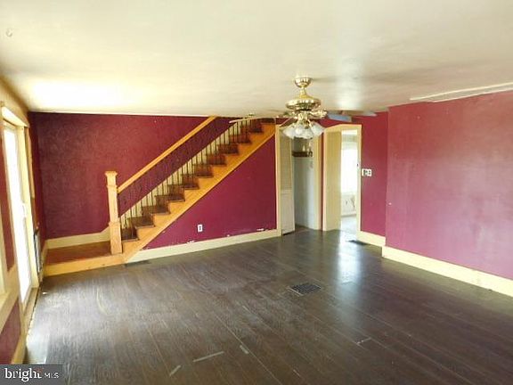 2nd image of 54 Sayer Dr