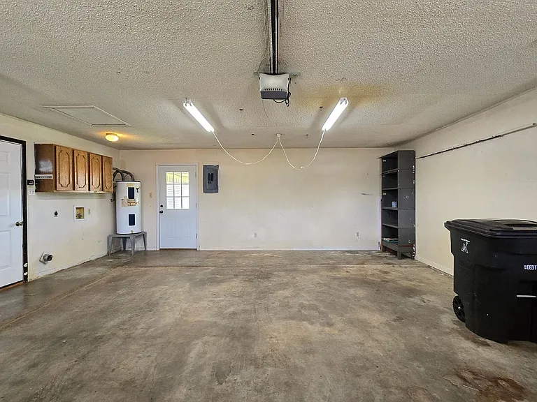 230 Mighty Oak Ln — Photo 26