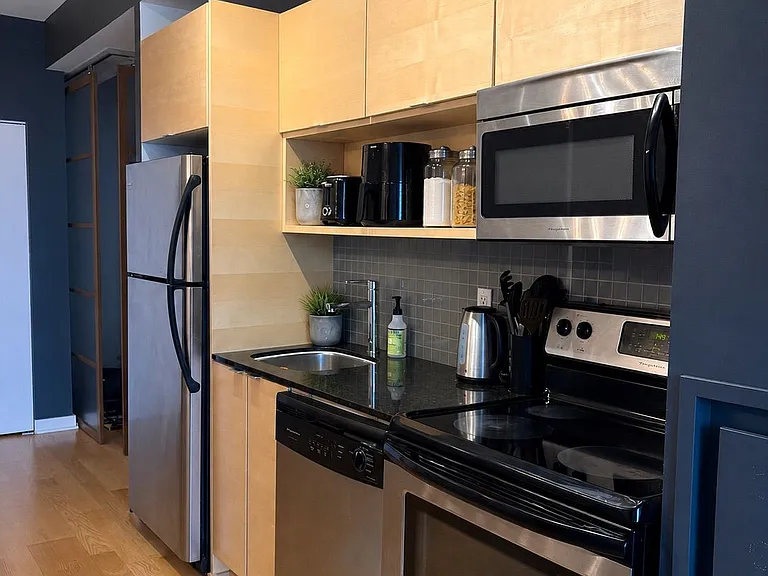324 Laurier Ave W #1411 — Photo 6