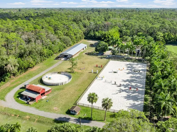 1068 D Rd, Loxahatchee, FL 33470