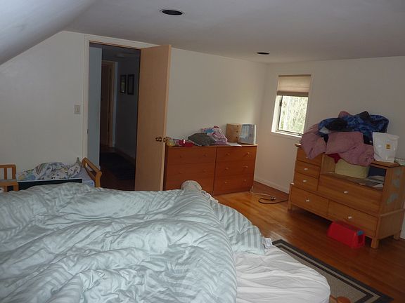 2nd image of 14 Judith Dr