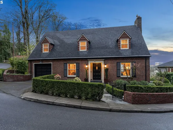 1299 SW Cardinell Dr, Portland, OR 97201