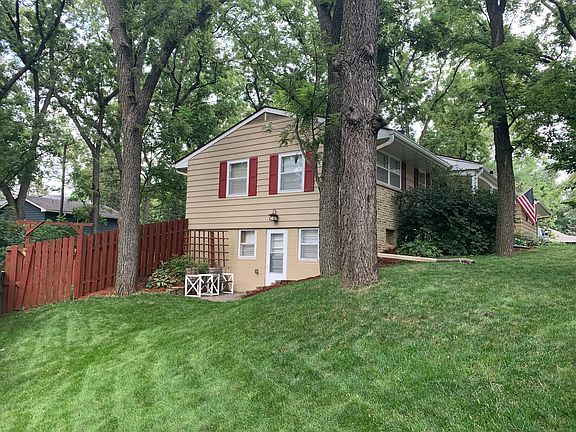 3rd image of 4305 N 80th St